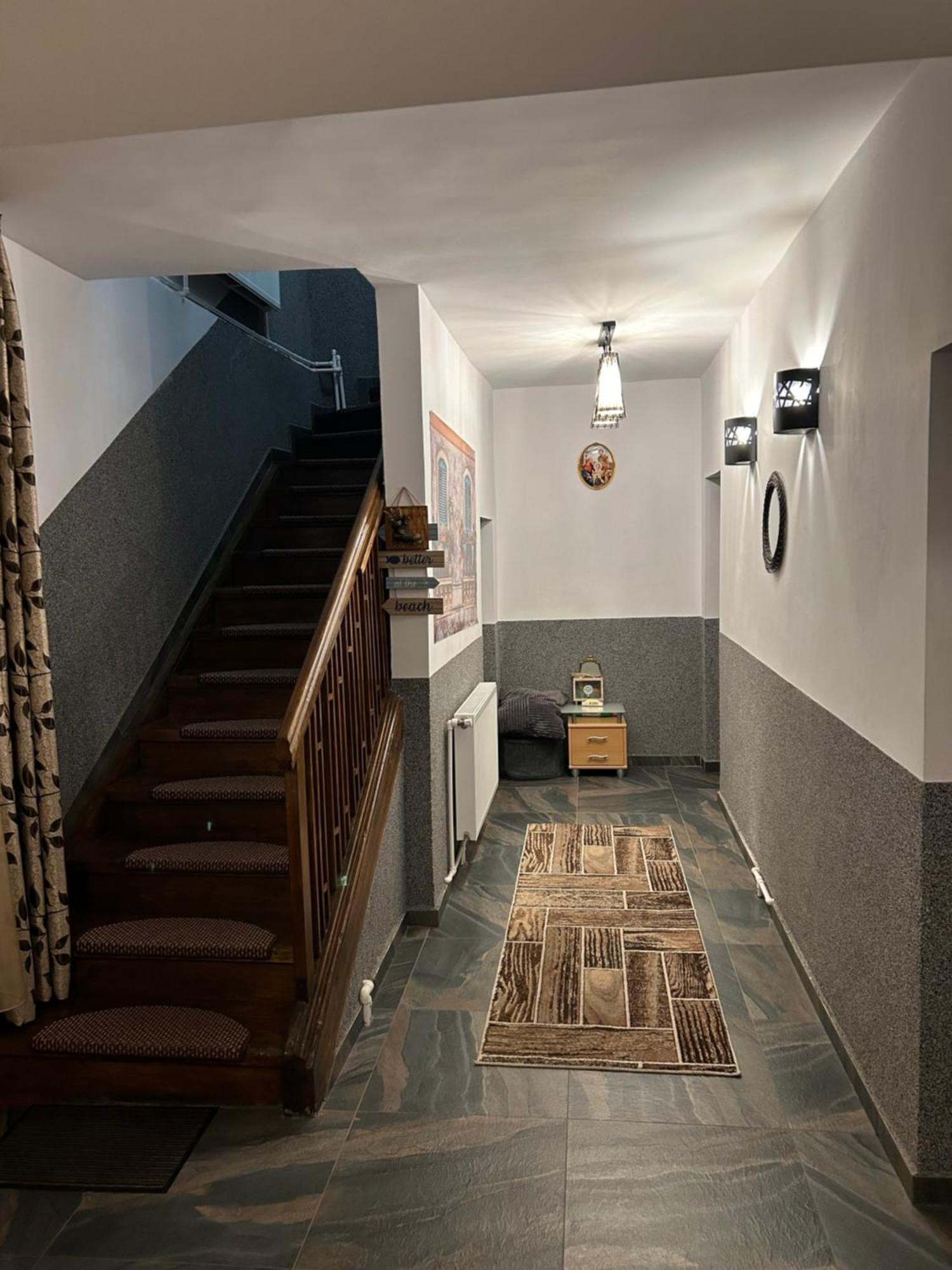 Casa Raraului Apartment Câmpulung Moldovenesc Екстериор снимка