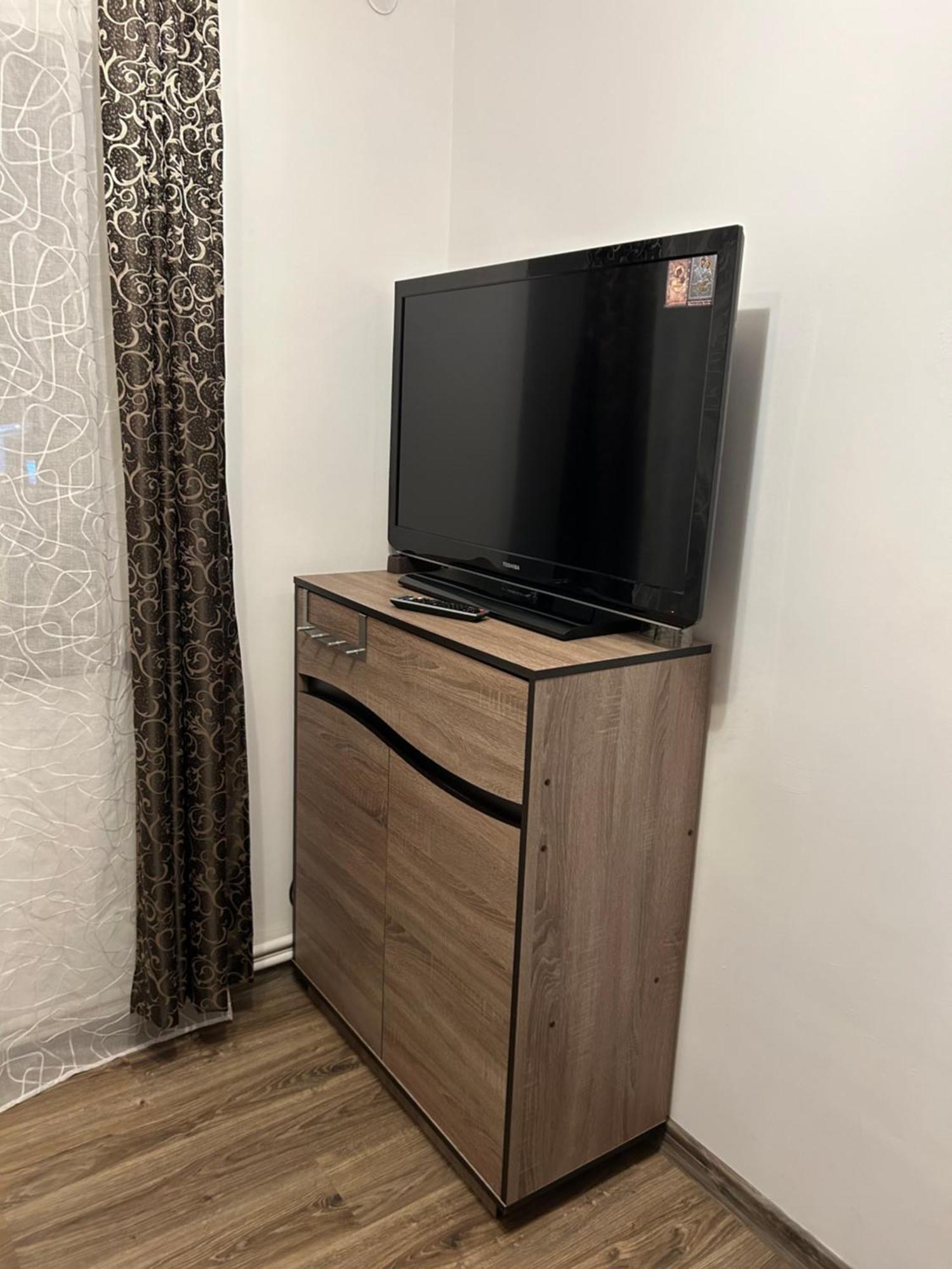 Casa Raraului Apartment Câmpulung Moldovenesc Екстериор снимка