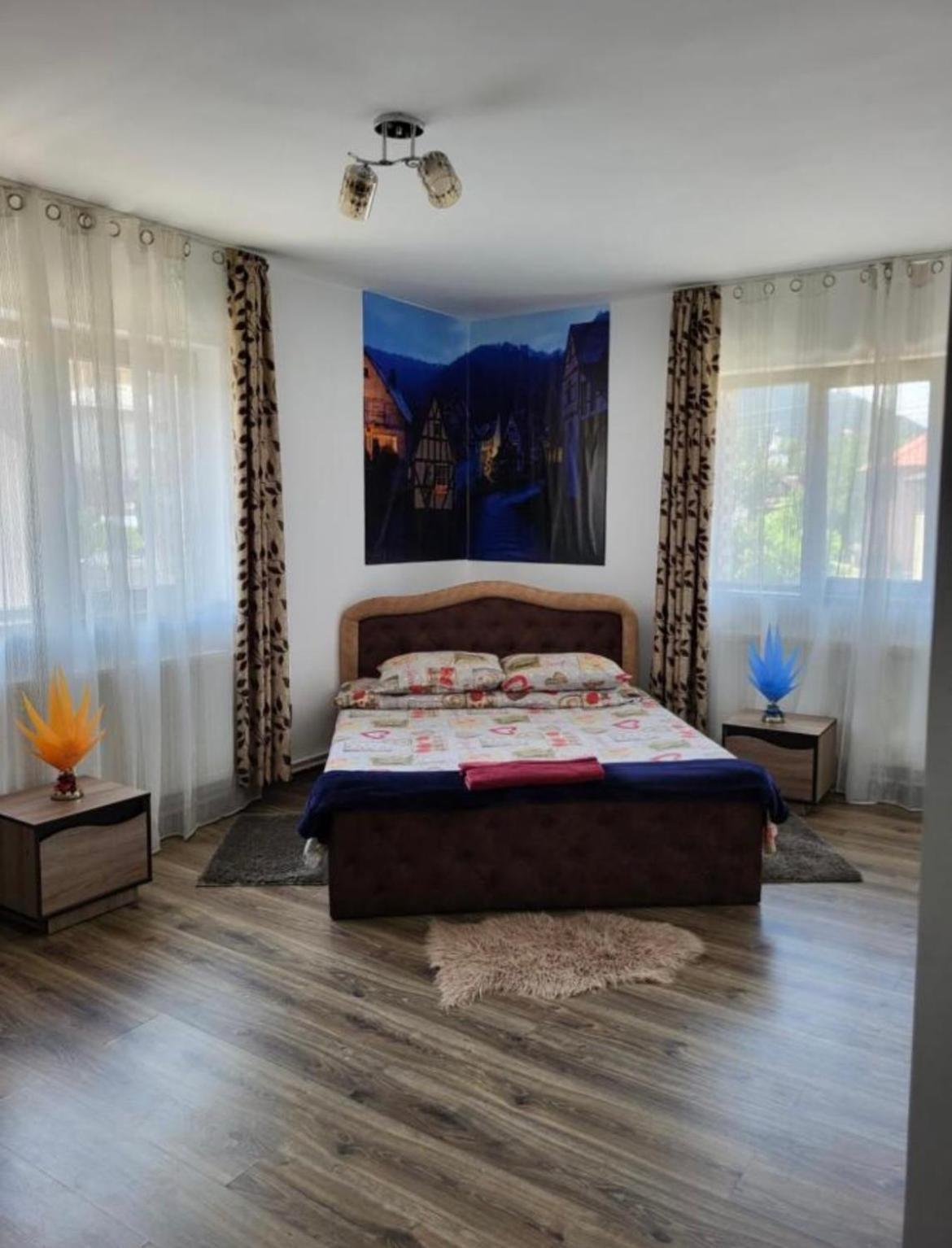 Casa Raraului Apartment Câmpulung Moldovenesc Екстериор снимка